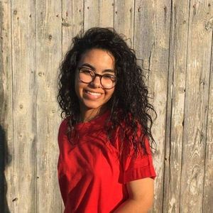 Meet your Posher, Jade